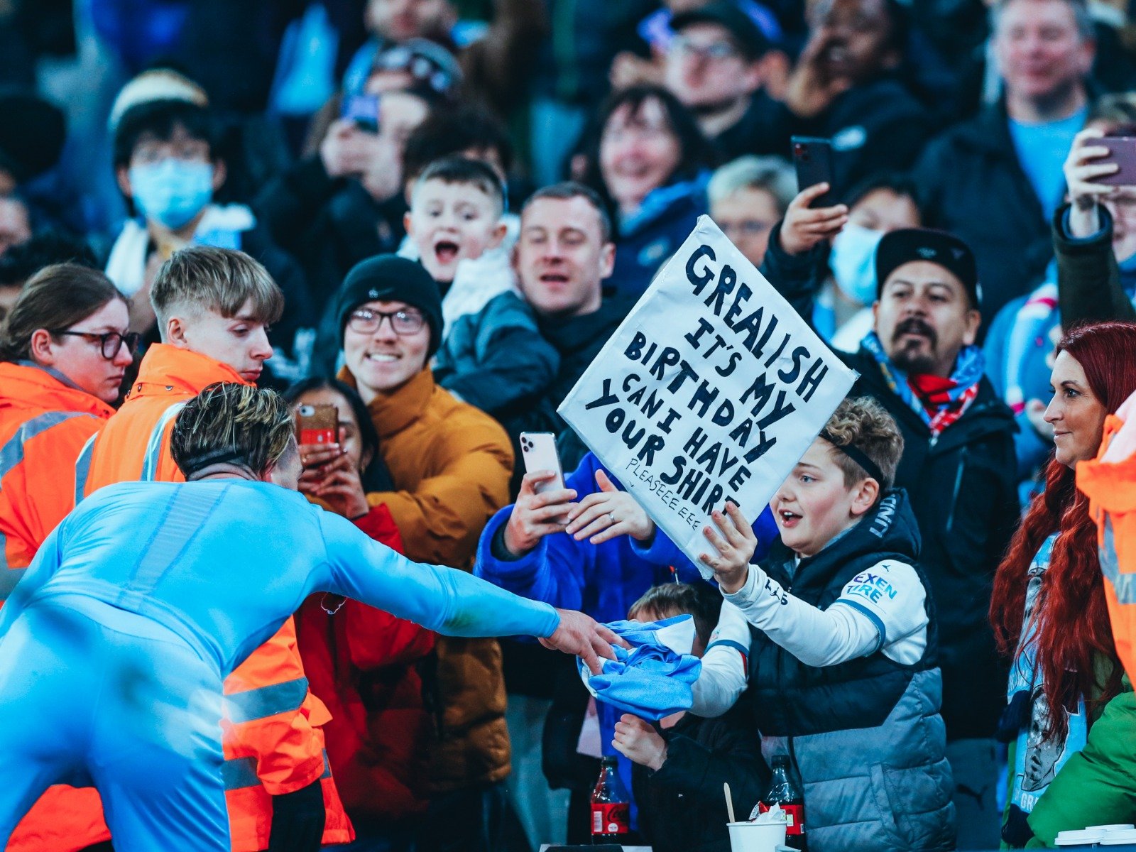 信息来源向 信息来源向