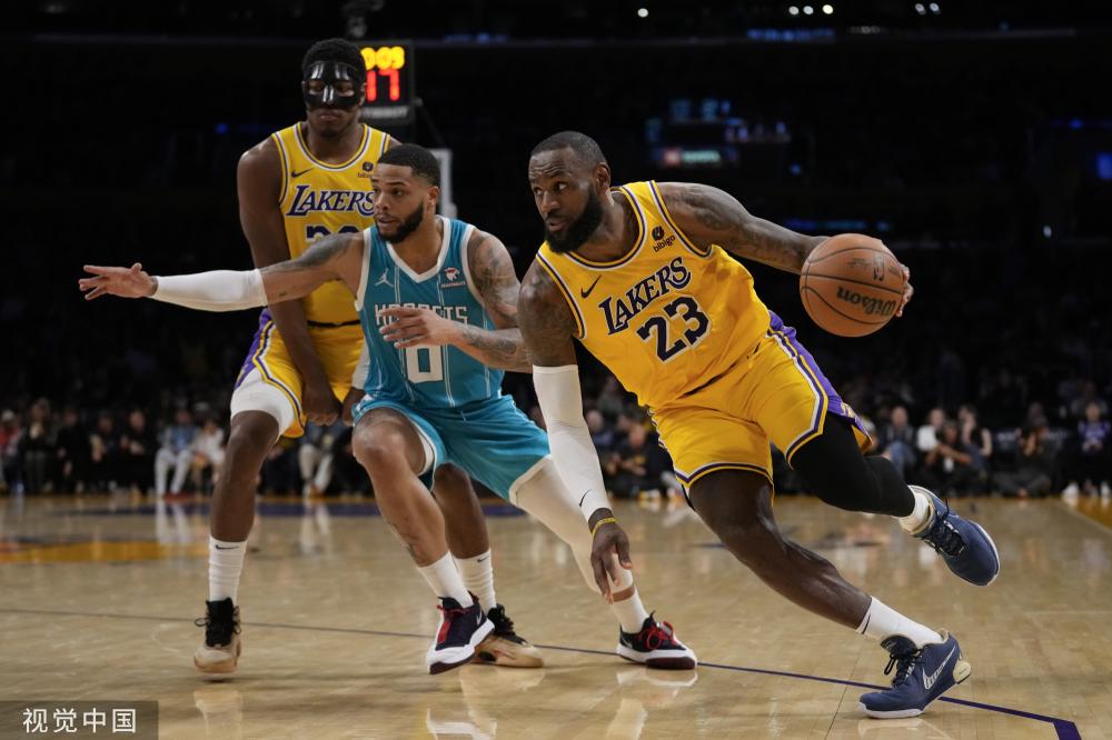 公开赛的 公开赛的