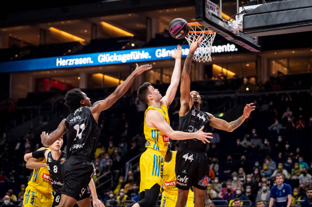 上的博弈 上的博弈