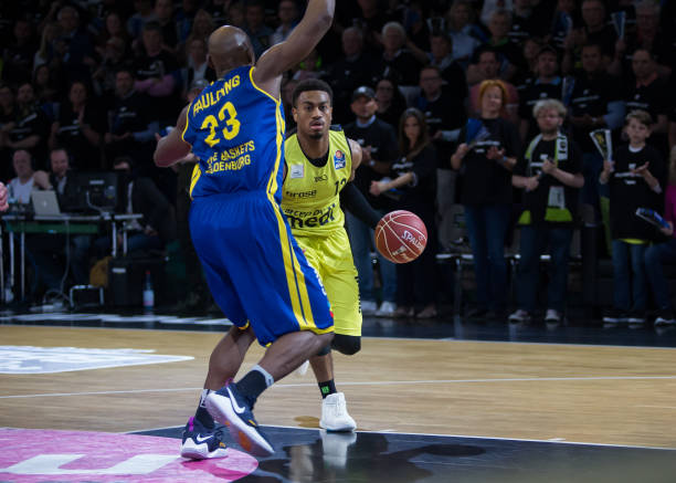 像詹姆斯这 像詹姆斯这